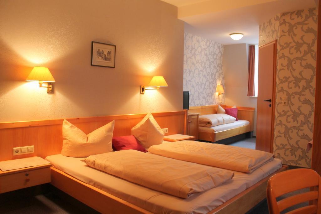 Hotel Schwarzes Lamm Rothenburg ob der Tauber Zimmer foto