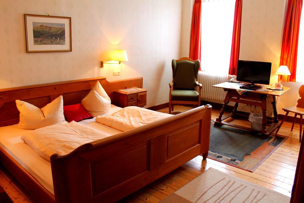 Hotel Schwarzes Lamm Rothenburg ob der Tauber Zimmer foto