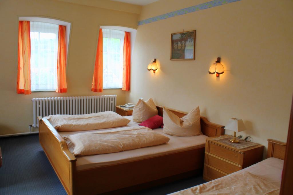 Hotel Schwarzes Lamm Rothenburg ob der Tauber Zimmer foto