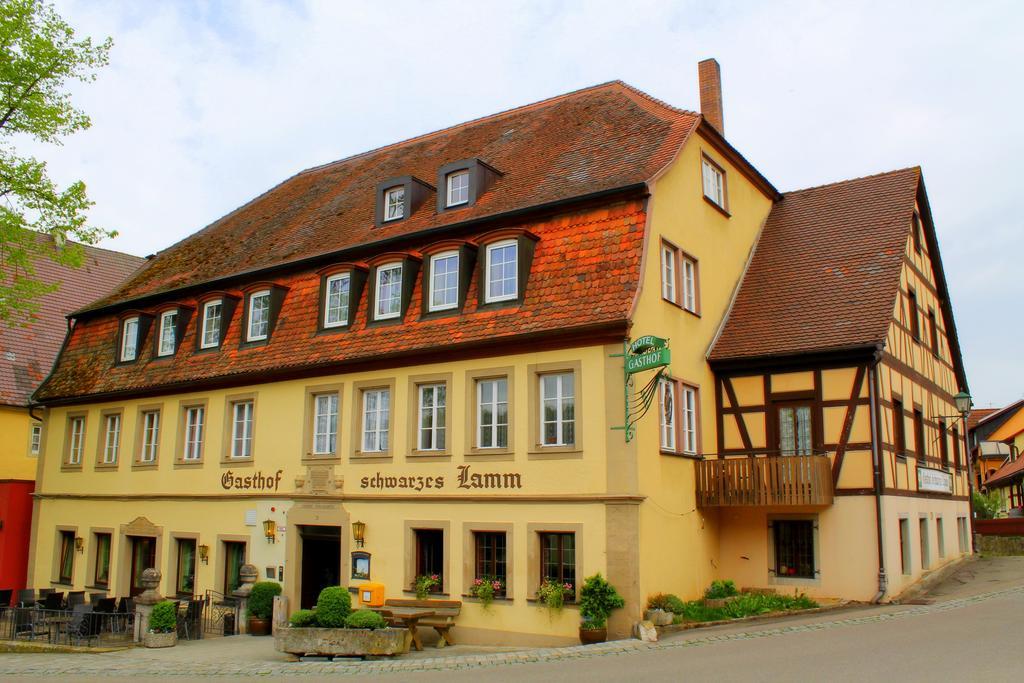 Hotel Schwarzes Lamm Rothenburg ob der Tauber Exterior foto