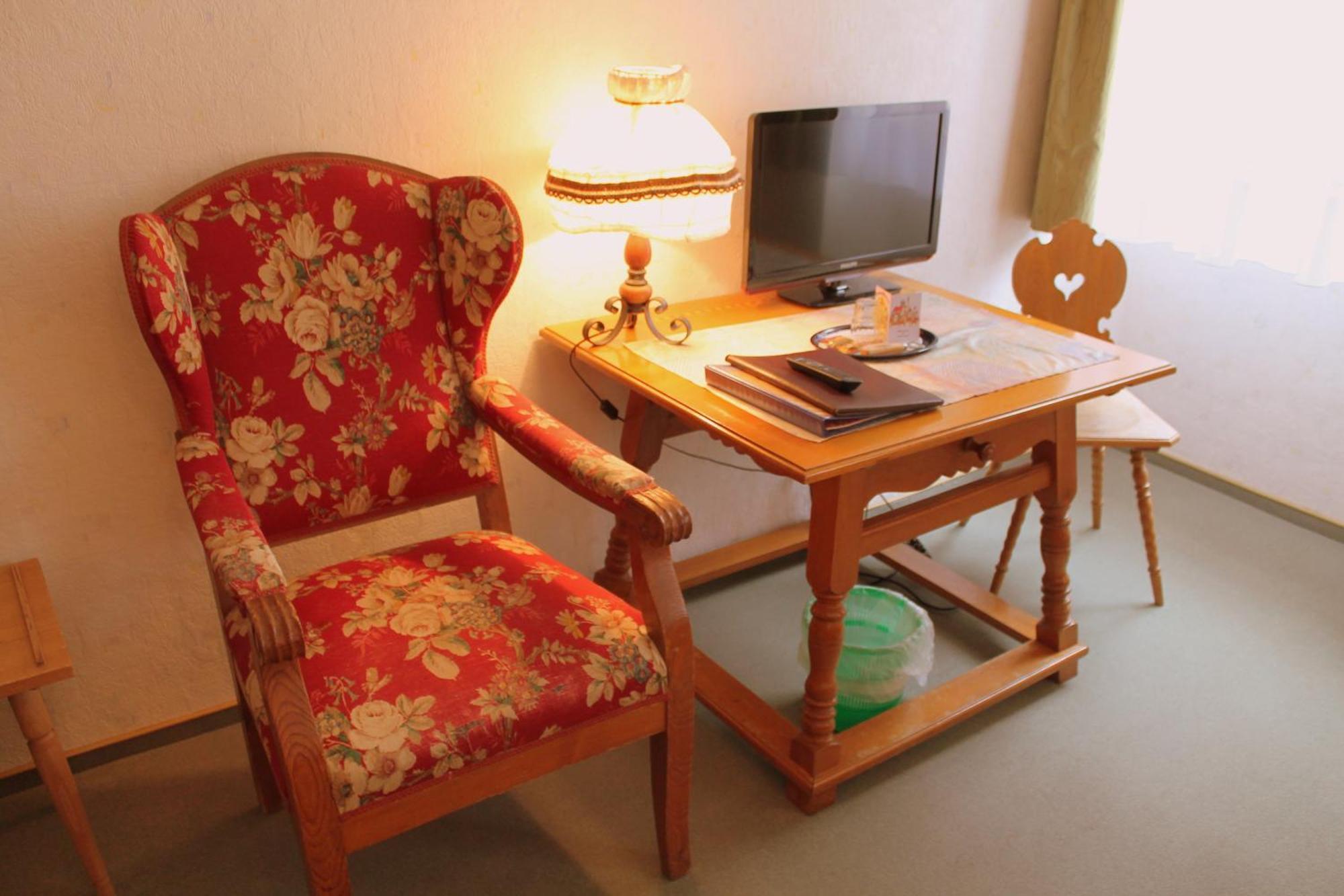 Hotel Schwarzes Lamm Rothenburg ob der Tauber Zimmer foto